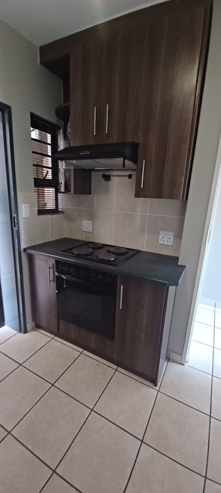 2 Bedroom Property for Sale in Van Der Hoff Park North West